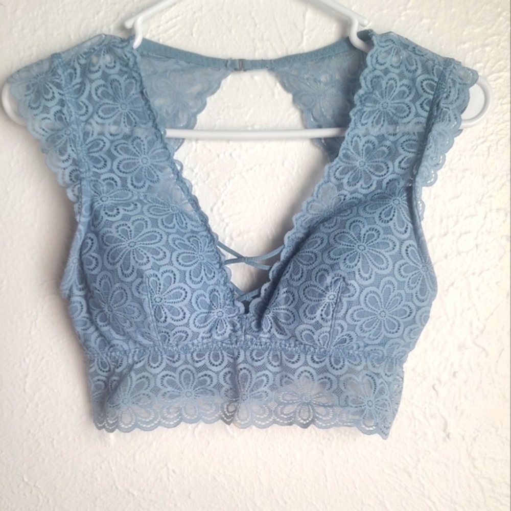 Gilly Hicks by Hollister Blue Lace Bralette Medium